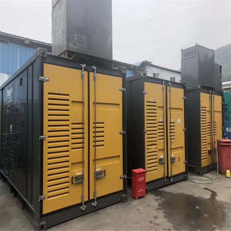 右玉温度变化对不同类型欠压保护装置的可靠性影响有何差异？