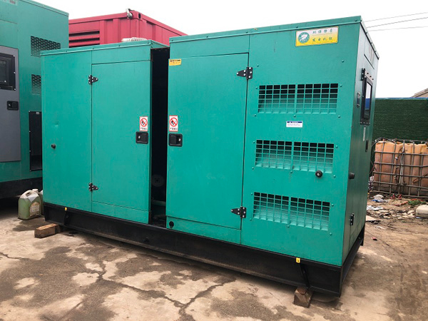 右玉怎样合理控制磷酸铁锂蓄电池的充放电倍率以延长其使用寿命？